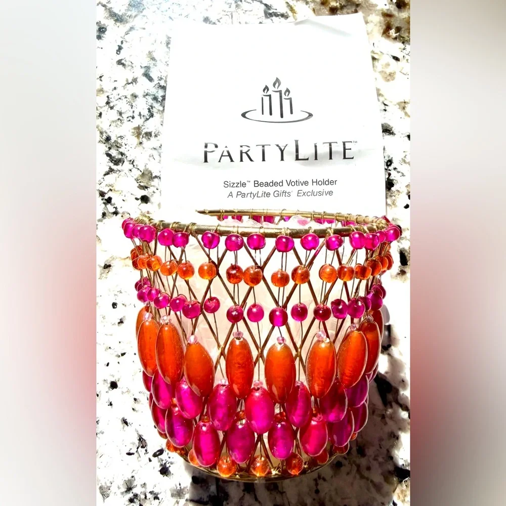 PartyLite ‘SIZZLE’ Votive Holder_Vibrant Fuchsia & Tangerine Beads_ P8186 NIB - Picture 2 of 5